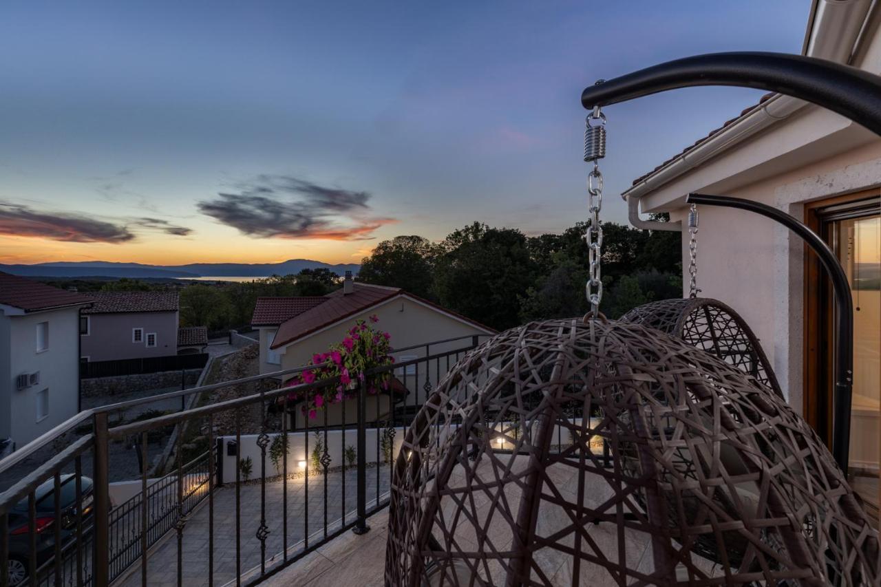 Villa Oasa Малинска Экстерьер фото