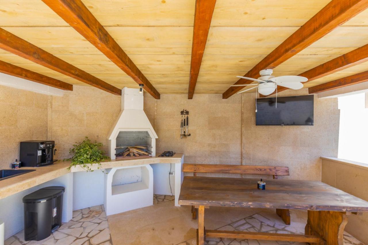 Villa Oasa Малинска Экстерьер фото