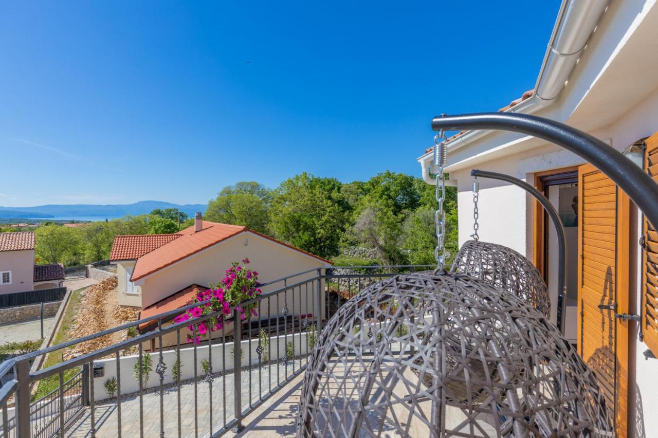 Villa Oasa Малинска Экстерьер фото